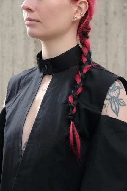 Není vám jedno původ vašeho oblečení a chcete podpořit lokální fashion designerku? Kontaktujte módní návrhářku Martinu Trubanovou.
